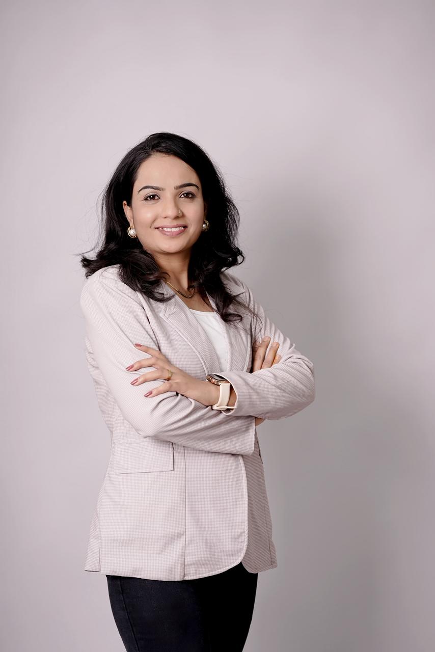 Kanchan Gadakh - Professional Anchor